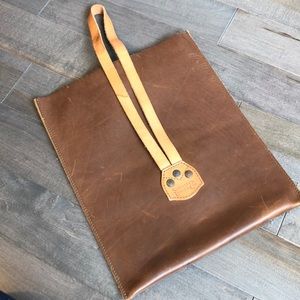 Saddleback Leather Clutch